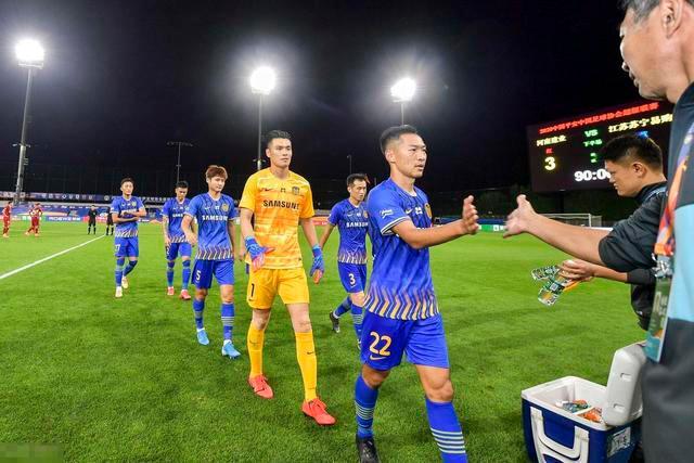 上海申花结束与米内罗的合同，因停赛问题影响决定