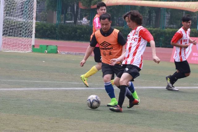 中国男篮客场大胜卡塔尔，收获次阶段首胜