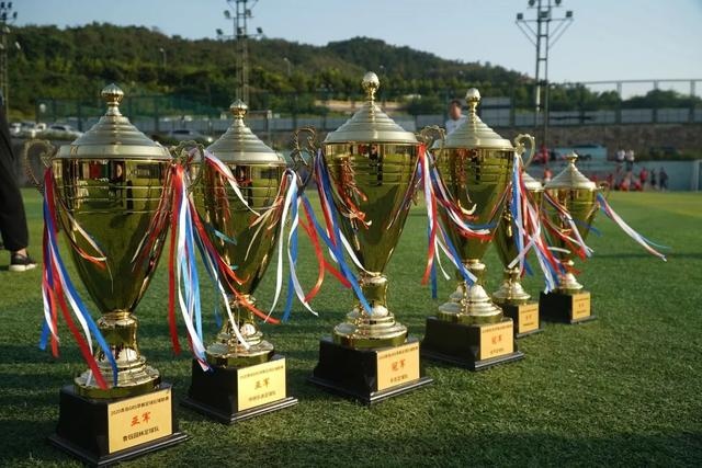 巴黎计划再延长登贝莱合同1–2年，他愿把巅峰留在王子公园