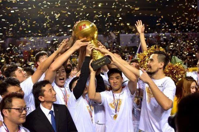 懂球体育：免费高清流畅收看五大联赛