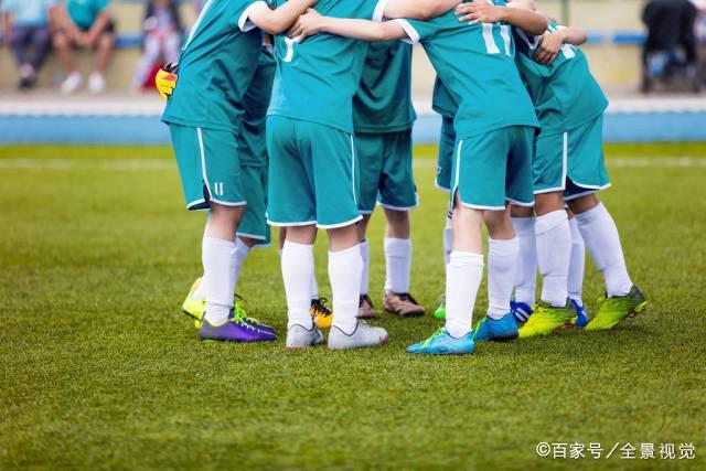雅克松倾向加盟维拉，转会谈判推进顺利